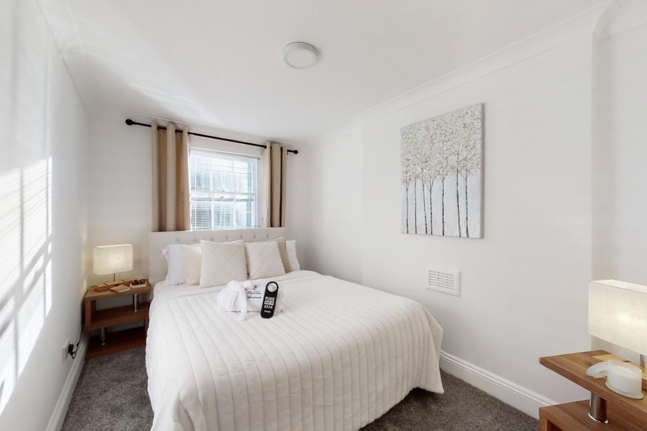 Park Lane Apartments Baker Street 런던 외부 사진